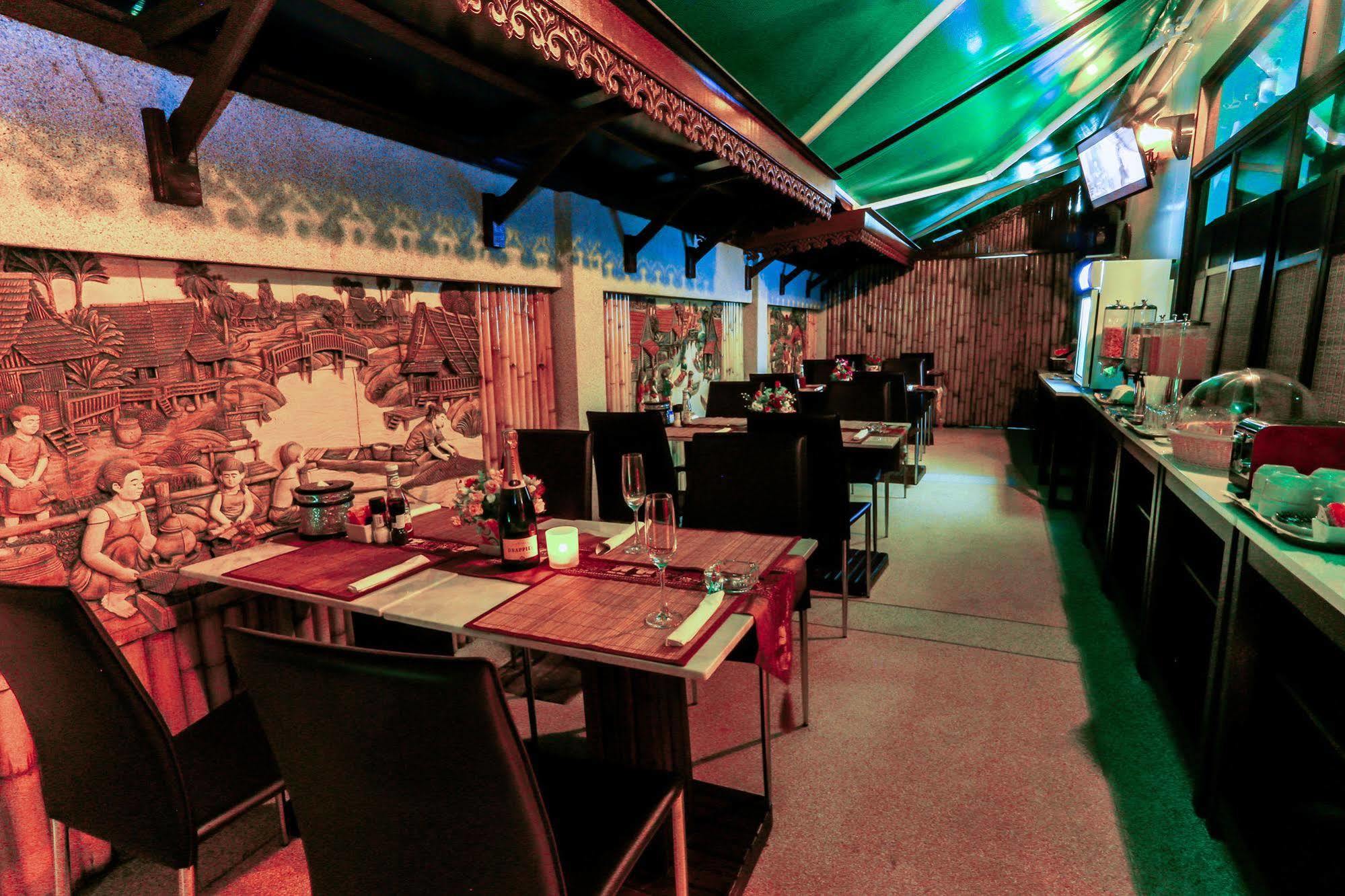 Palm Oasis Daire Nai Harn Dış mekan fotoğraf